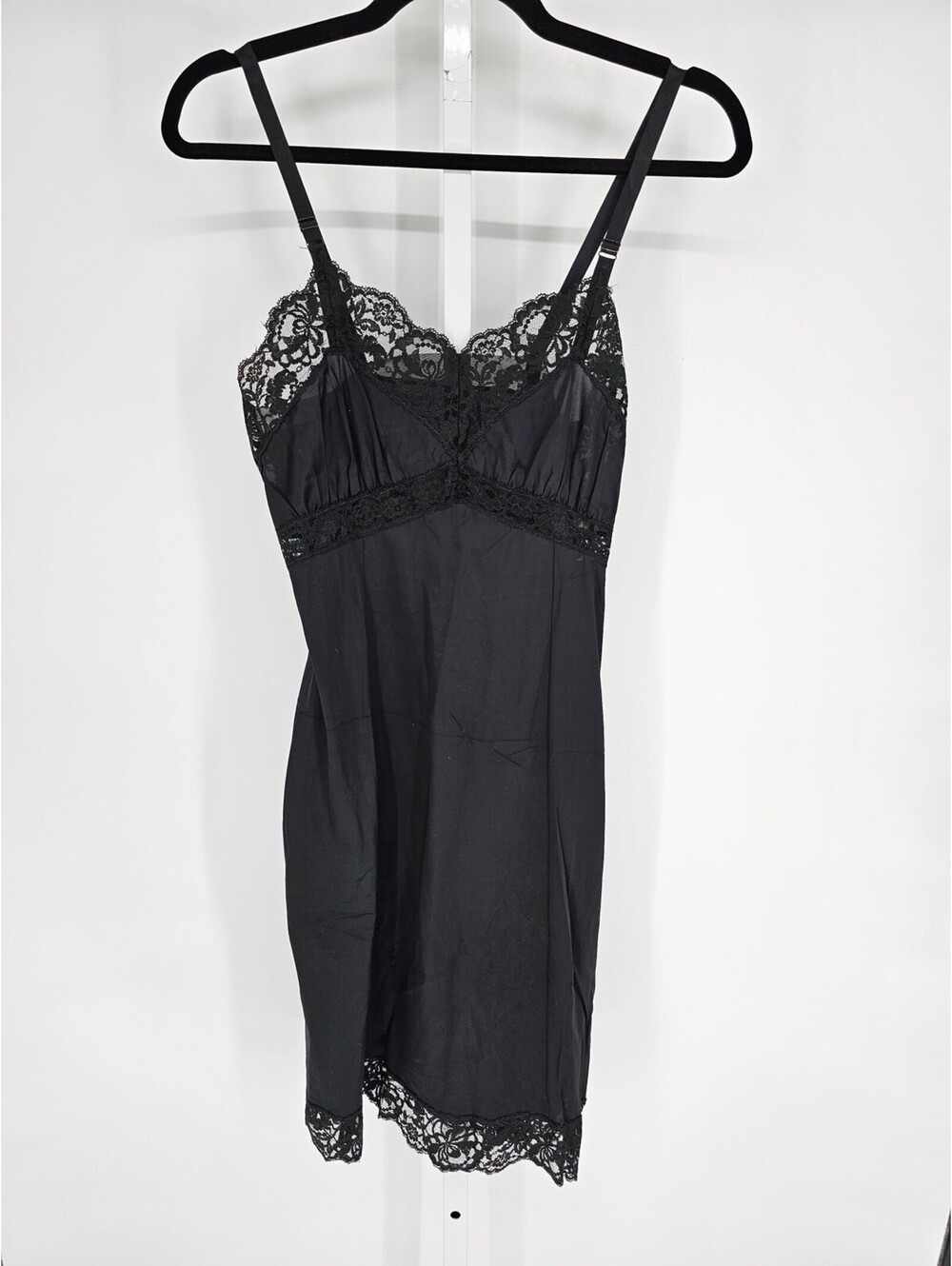 Adonna womens Sz 32 (S) Knee Length Nylon Nightie Nightgown Black lace Sexy